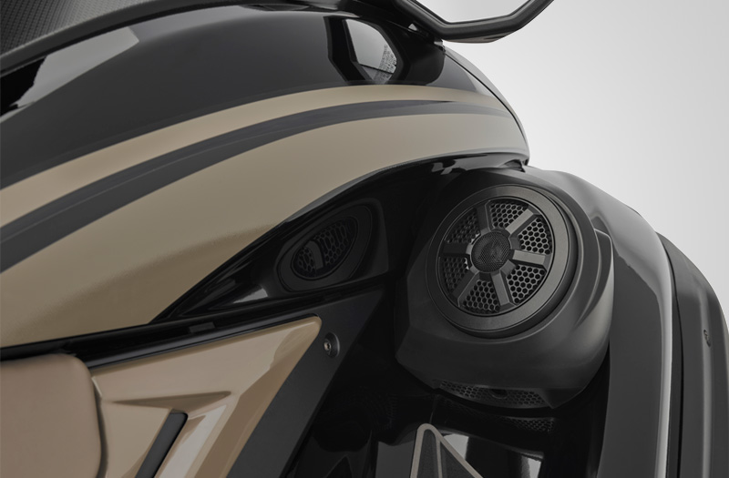 FX Cruiser SVHO 2023 F3